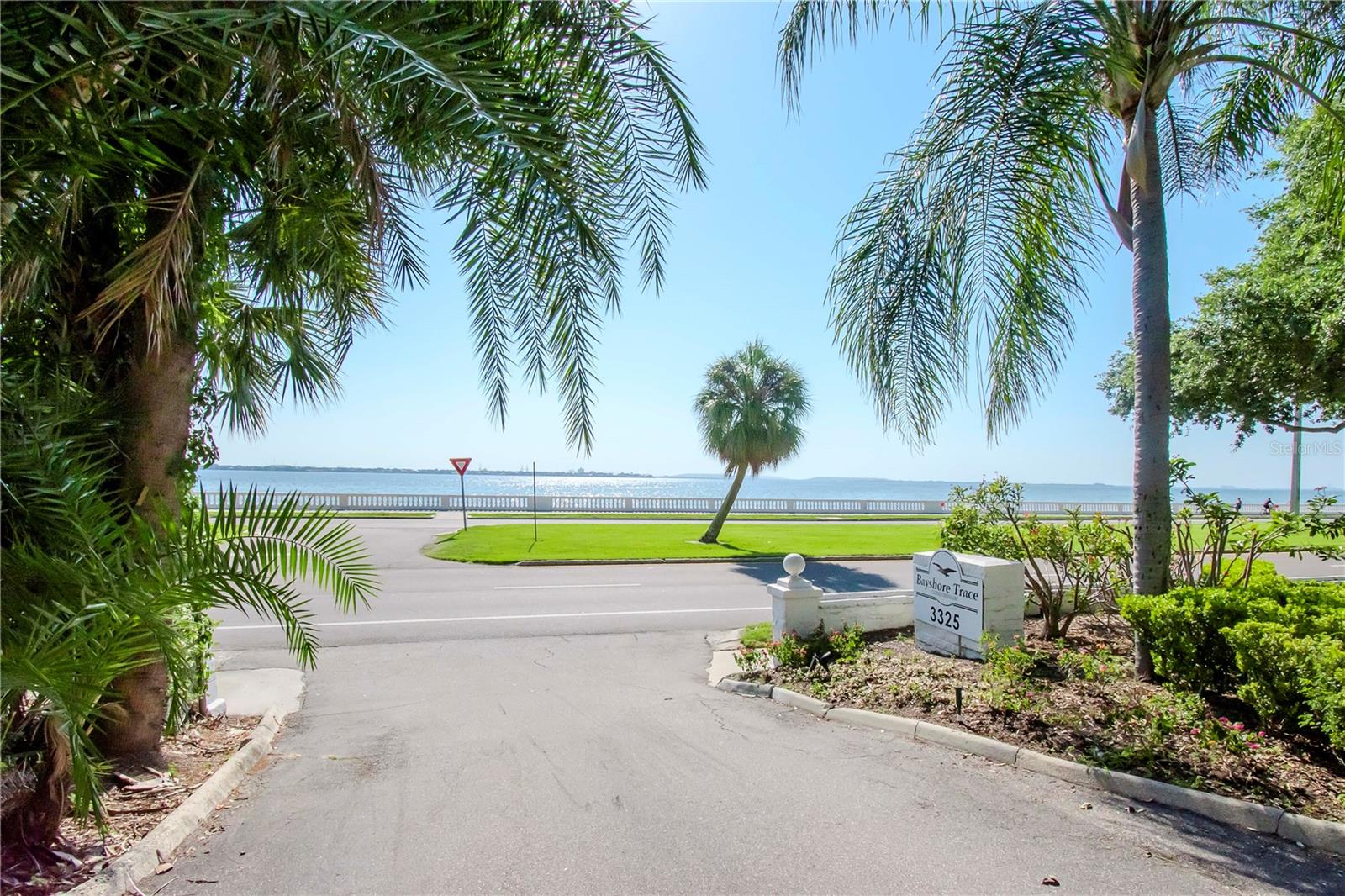 3325 BAYSHORE BLVD #D14