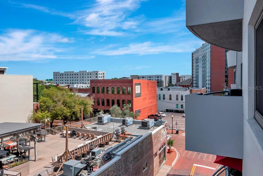1108 N FRANKLIN ST #503