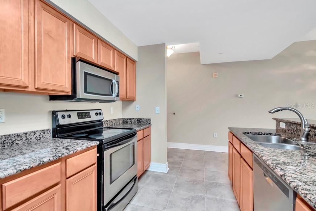 1108 N FRANKLIN ST #503