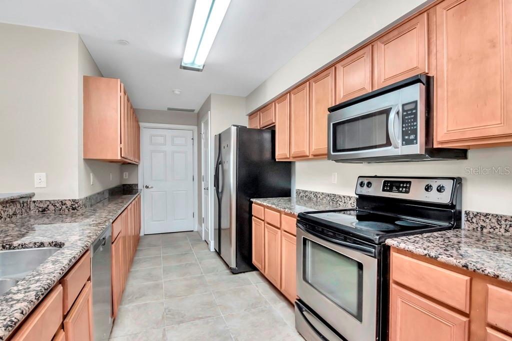 1108 N FRANKLIN ST #503