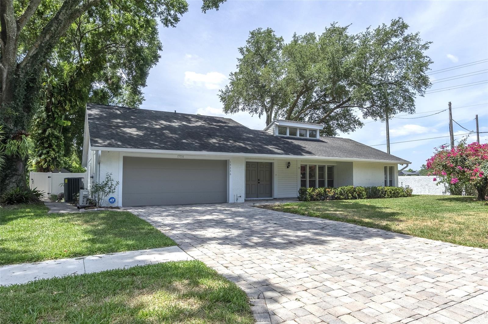 15336 WINDING CREEK DR