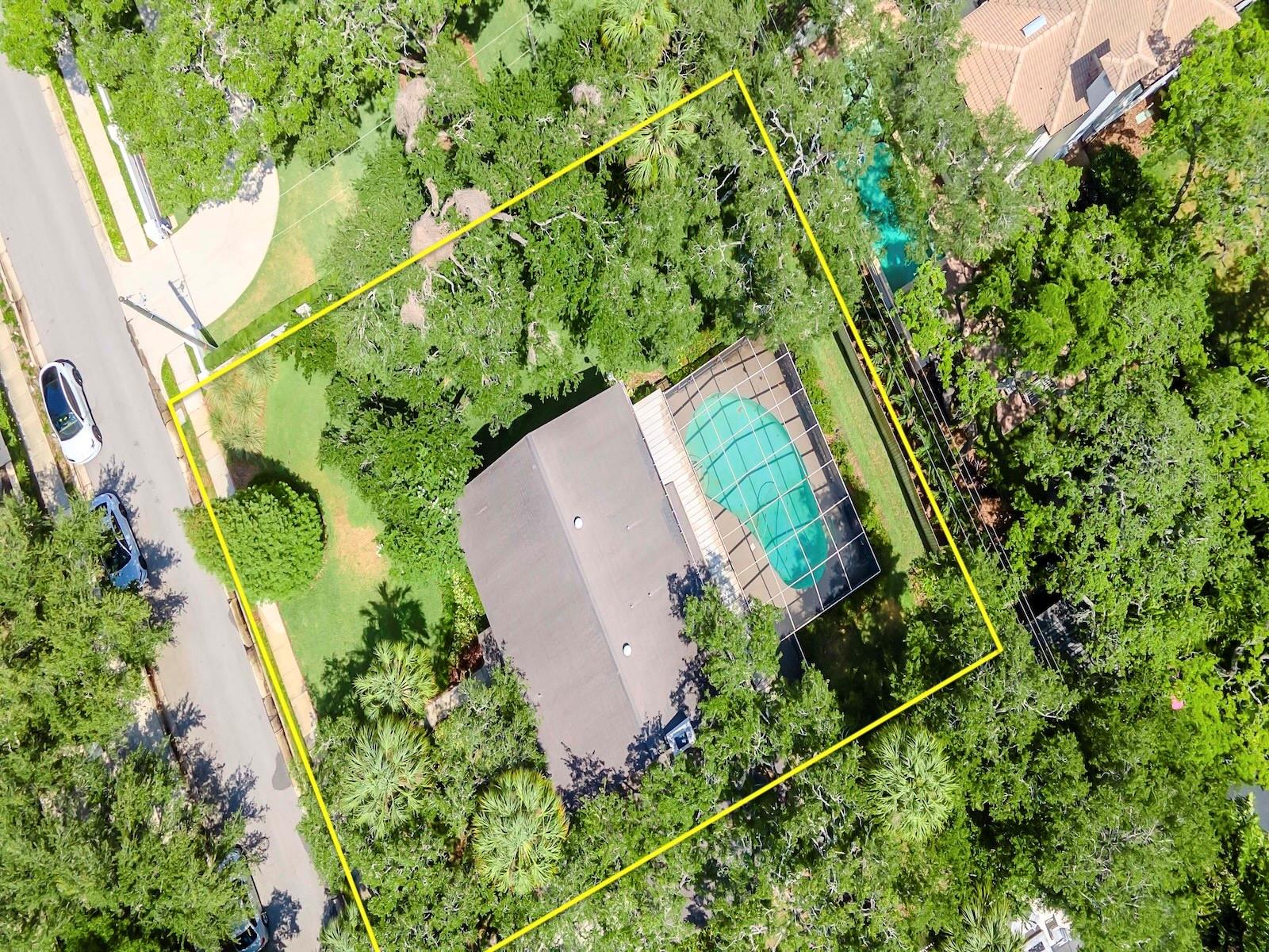 2902 W BAYSHORE CT