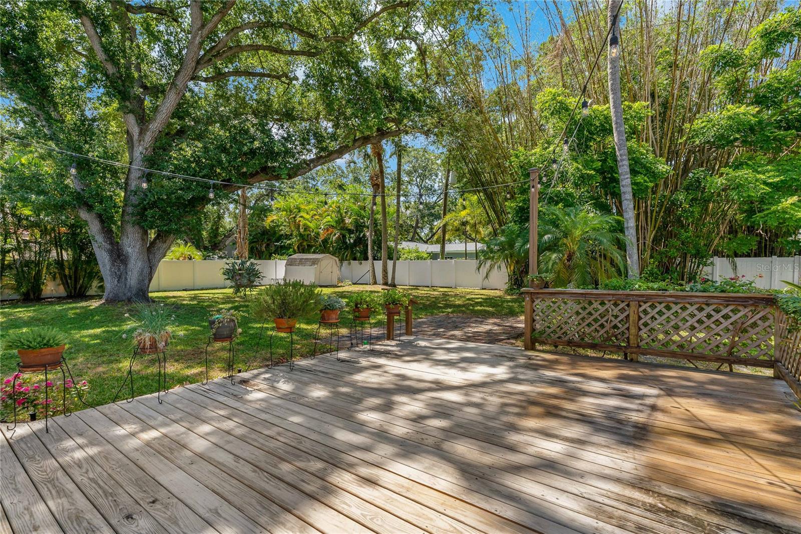 4614 W SUNSET BLVD