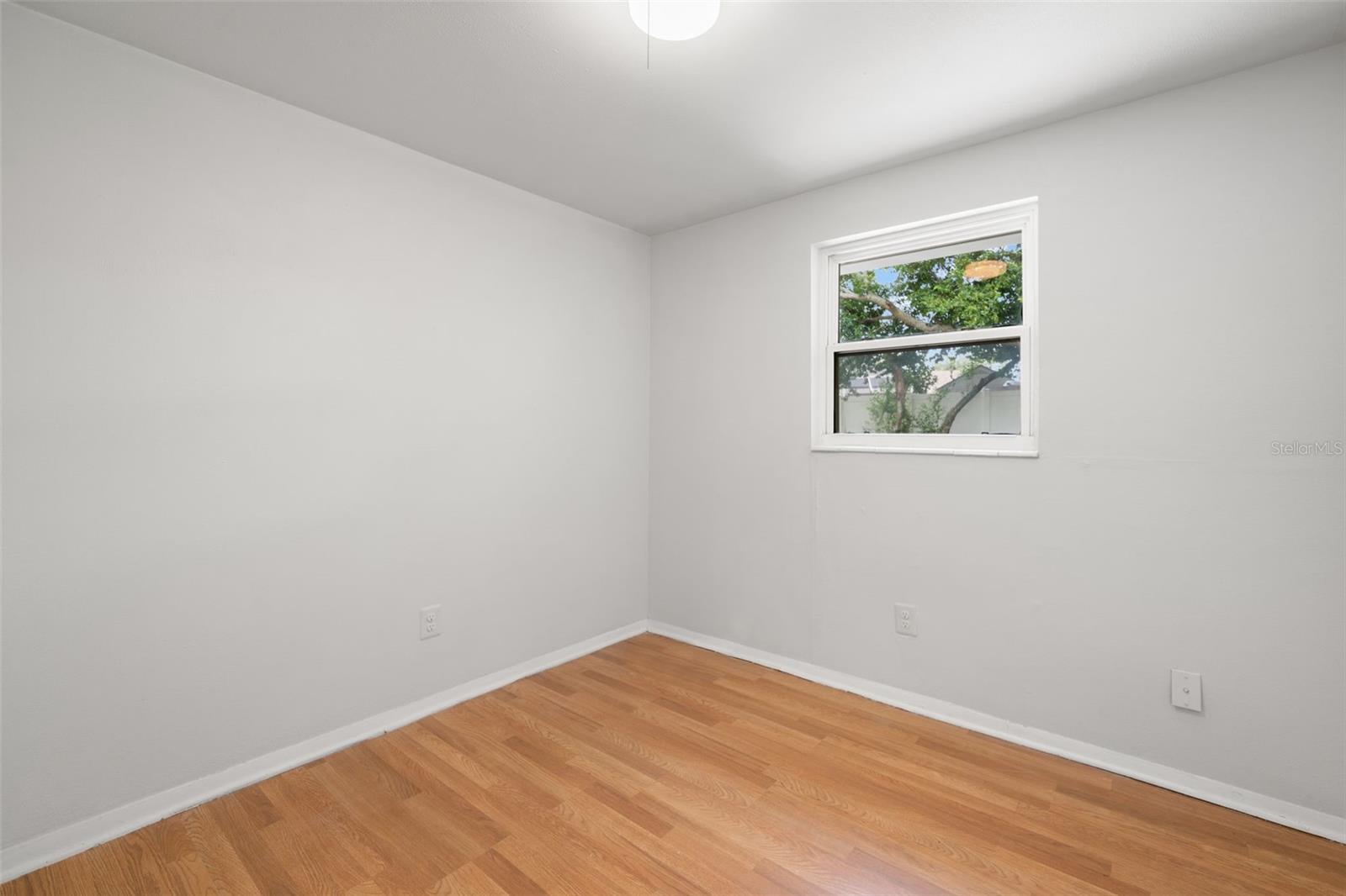 6512 AMUNDSON CT