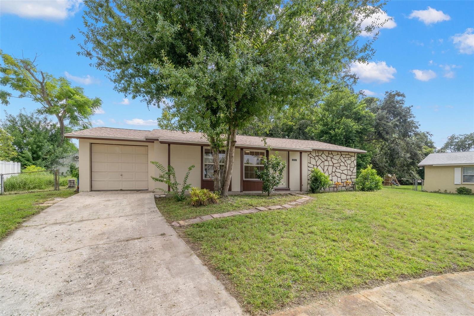 6512 AMUNDSON CT