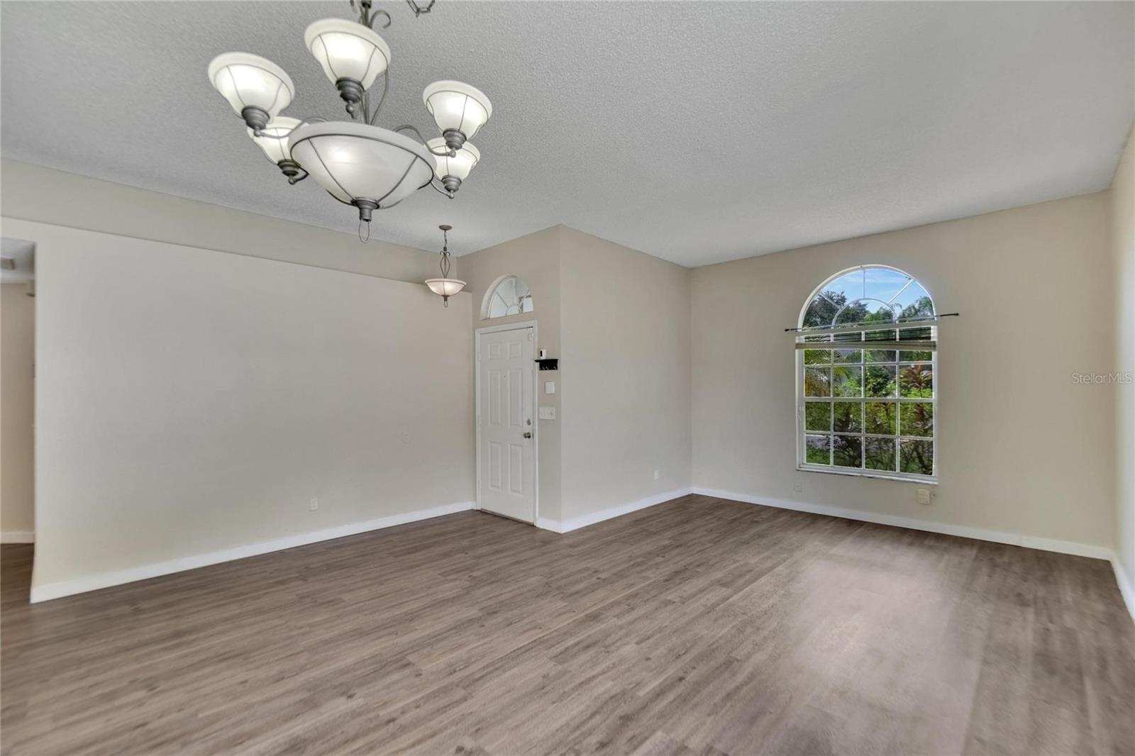 10937 CARNELIAN LN