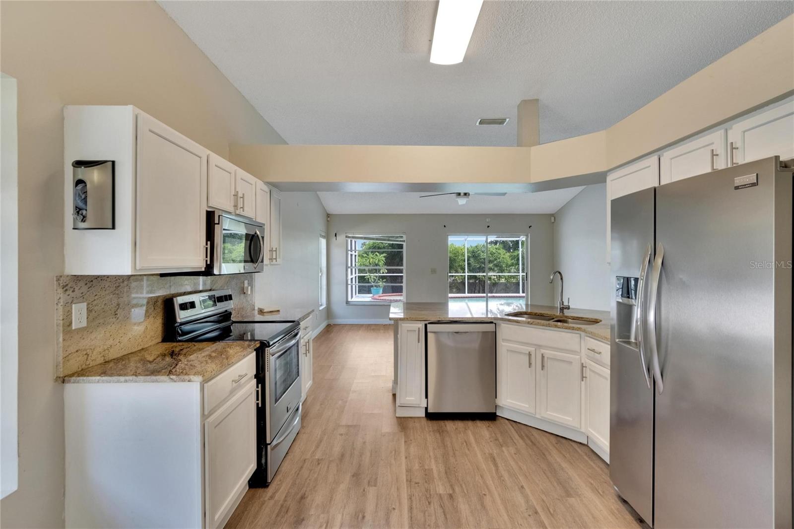 10937 CARNELIAN LN