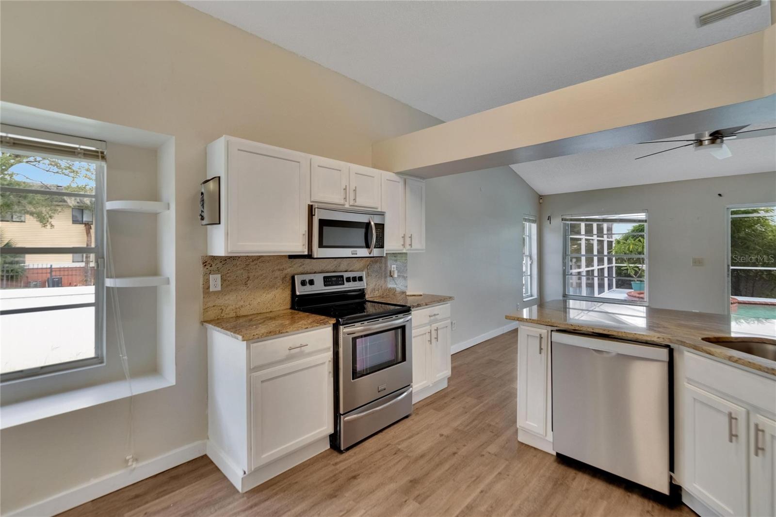 10937 CARNELIAN LN