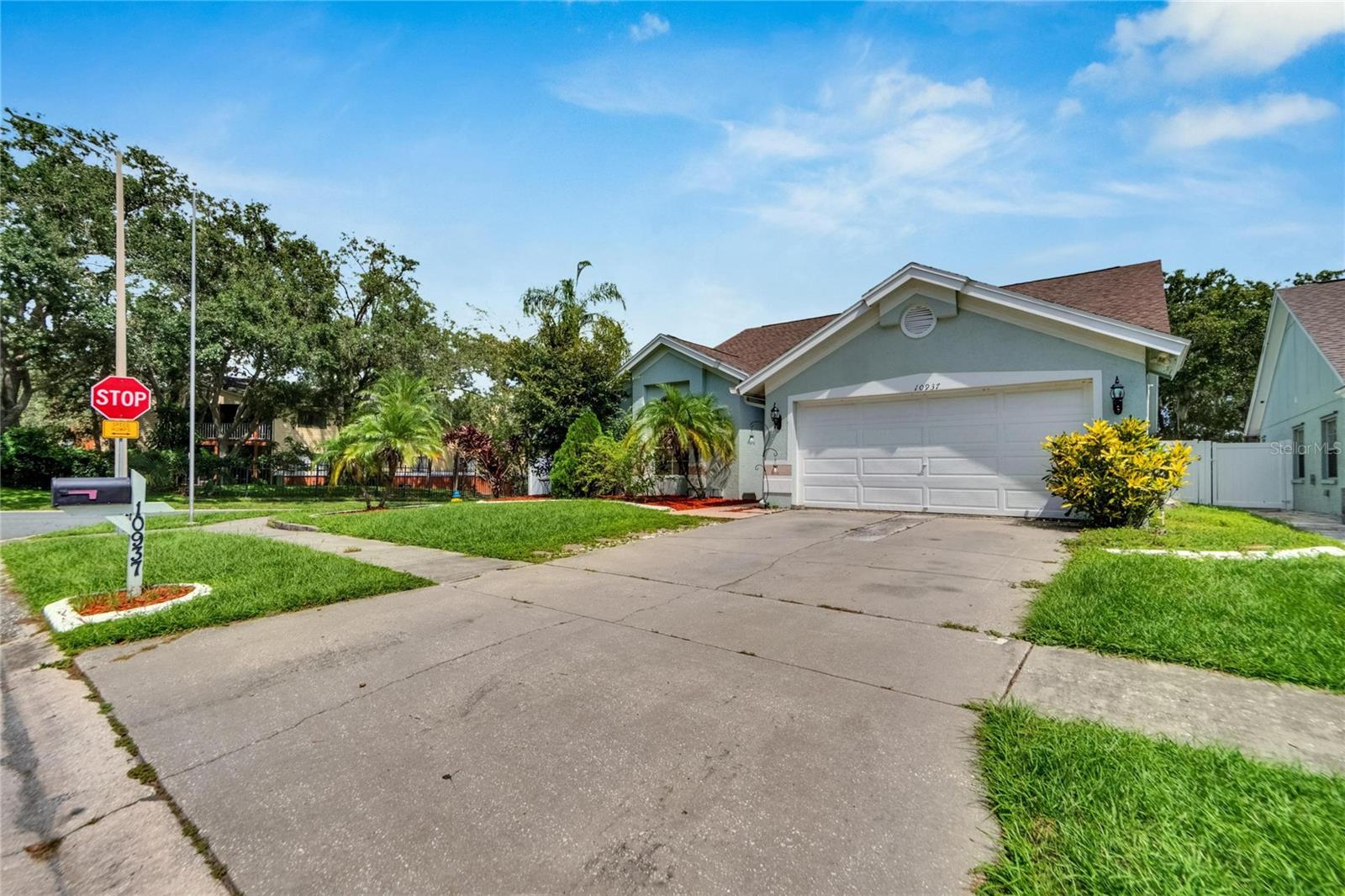 10937 CARNELIAN LN