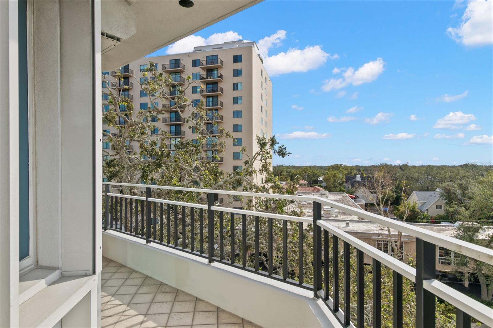3435 BAYSHORE BLVD #601S