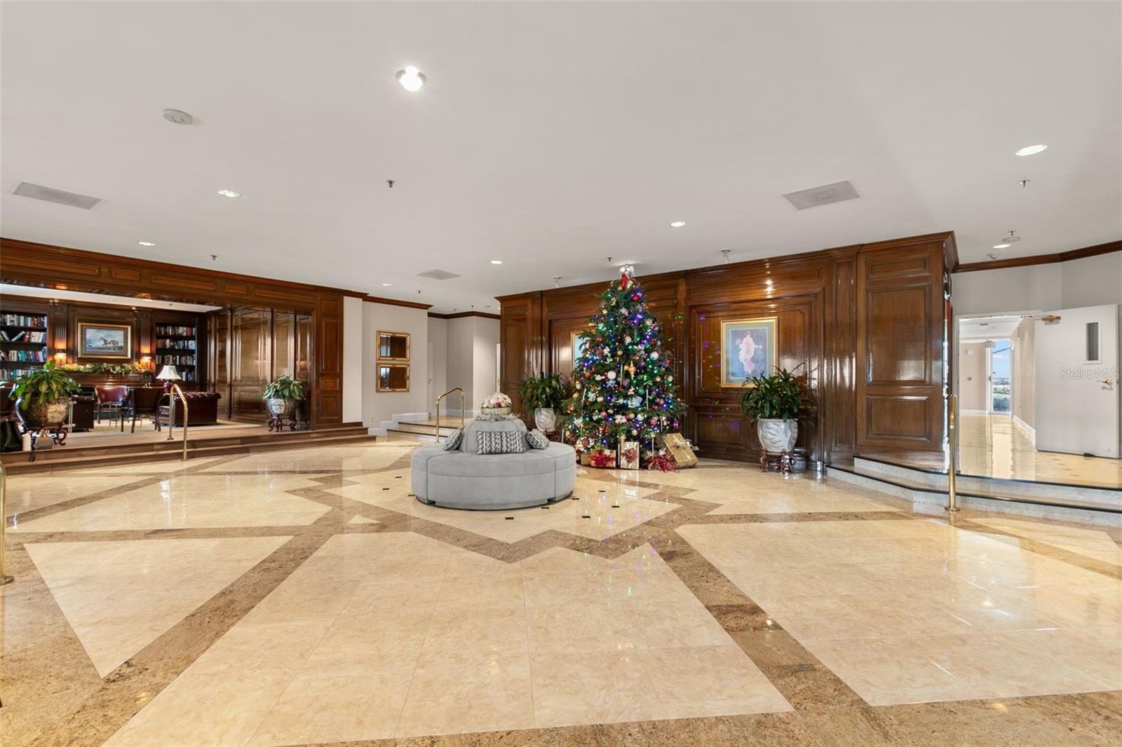 3435 BAYSHORE BLVD #601S