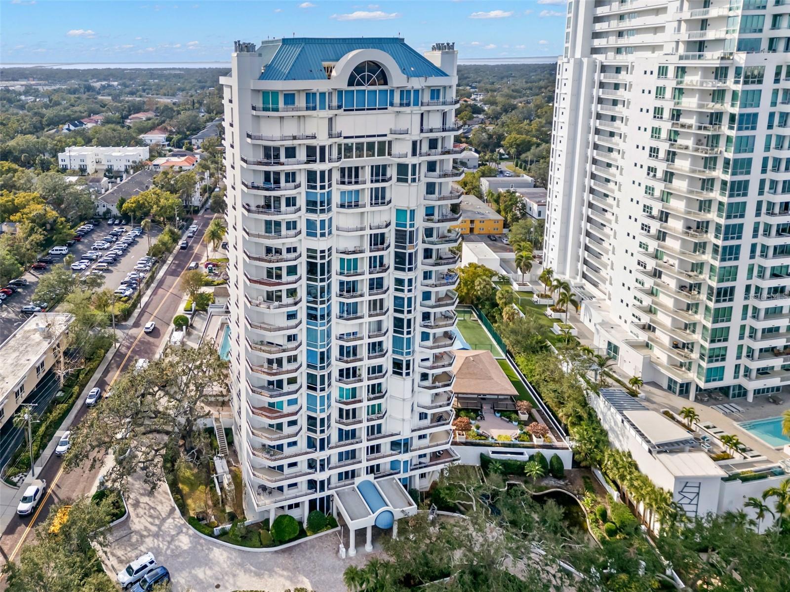 3435 BAYSHORE BLVD #601S