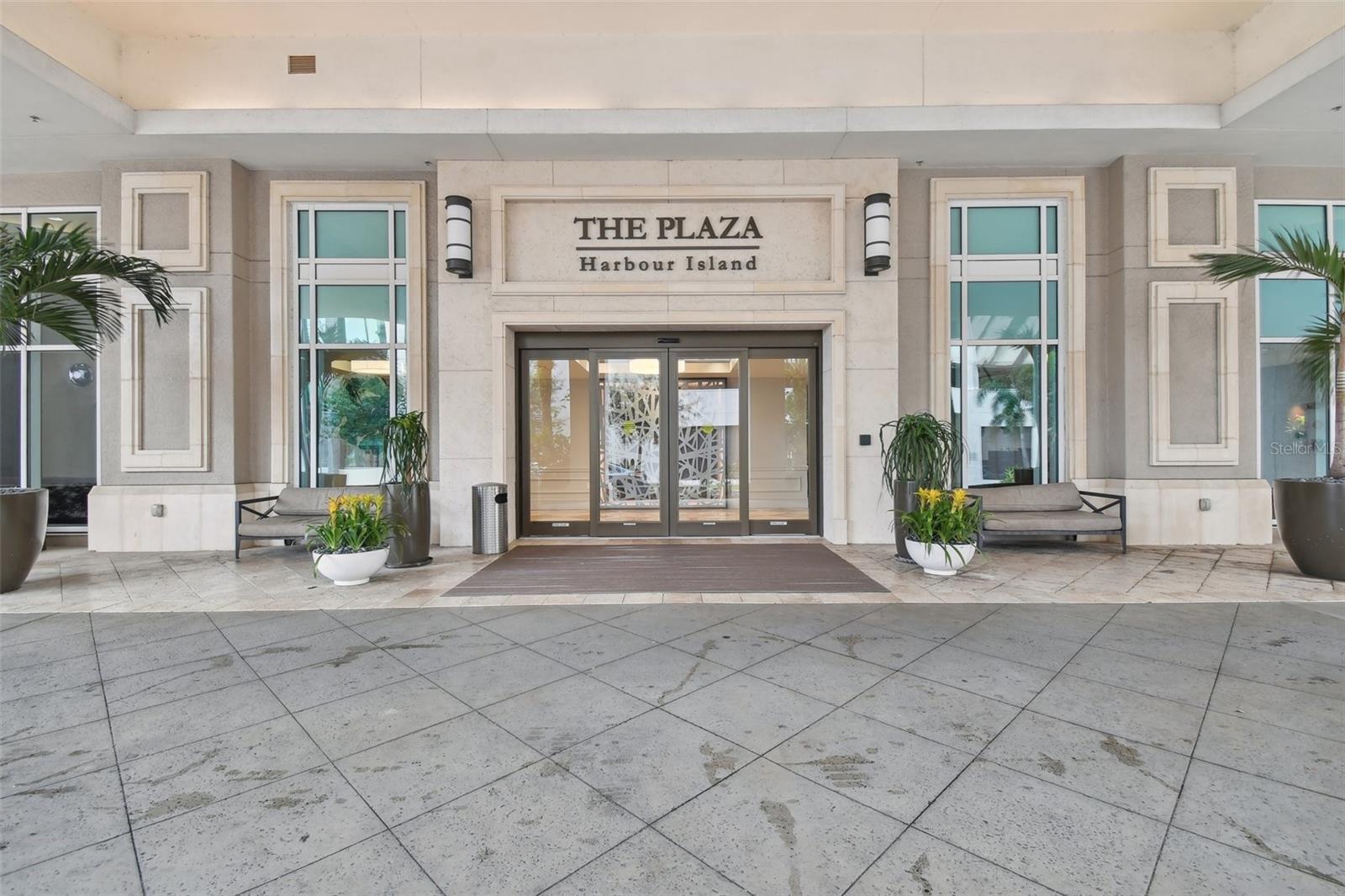 450 KNIGHTS RUN AVE #2001