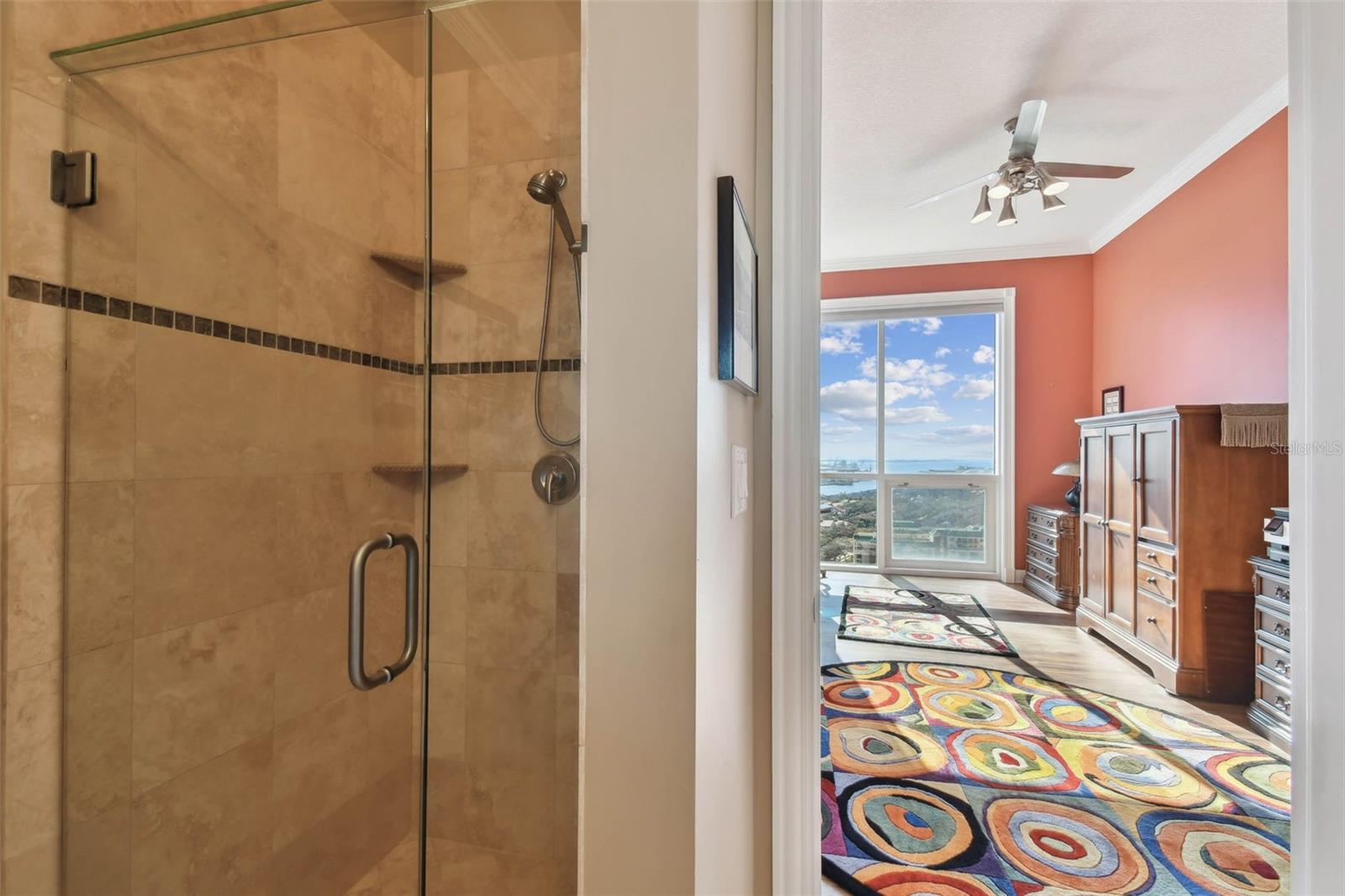 450 KNIGHTS RUN AVE #2001