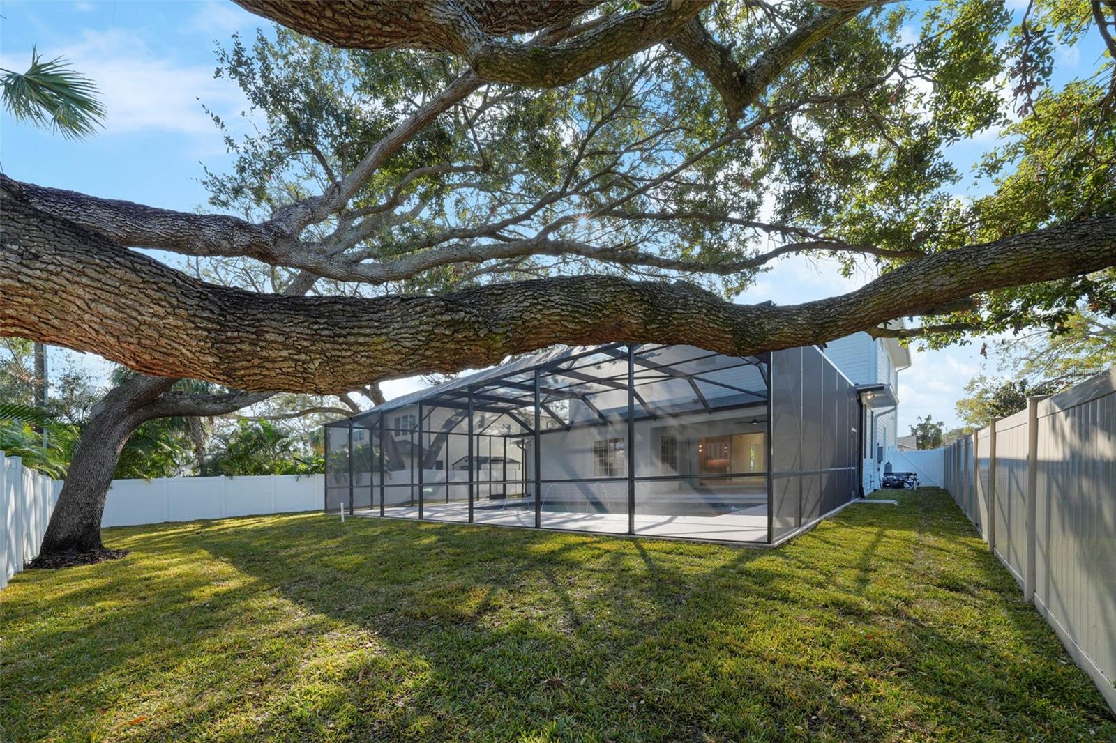 4005 W MULLEN AVE