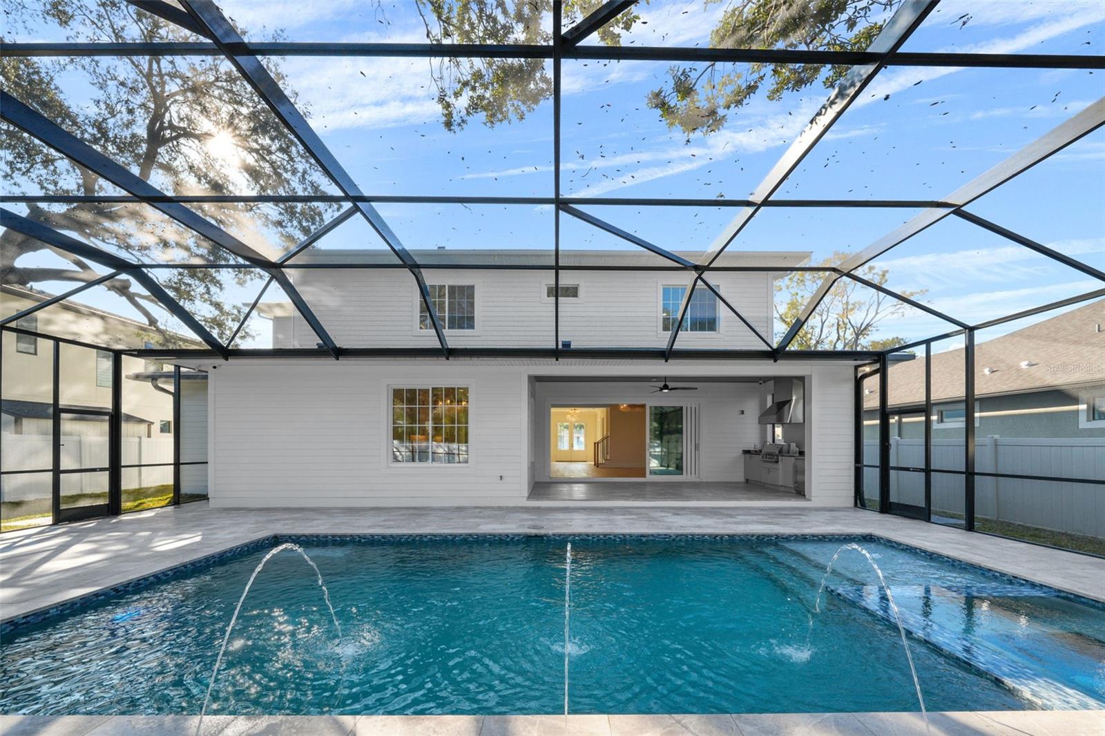 4005 W MULLEN AVE
