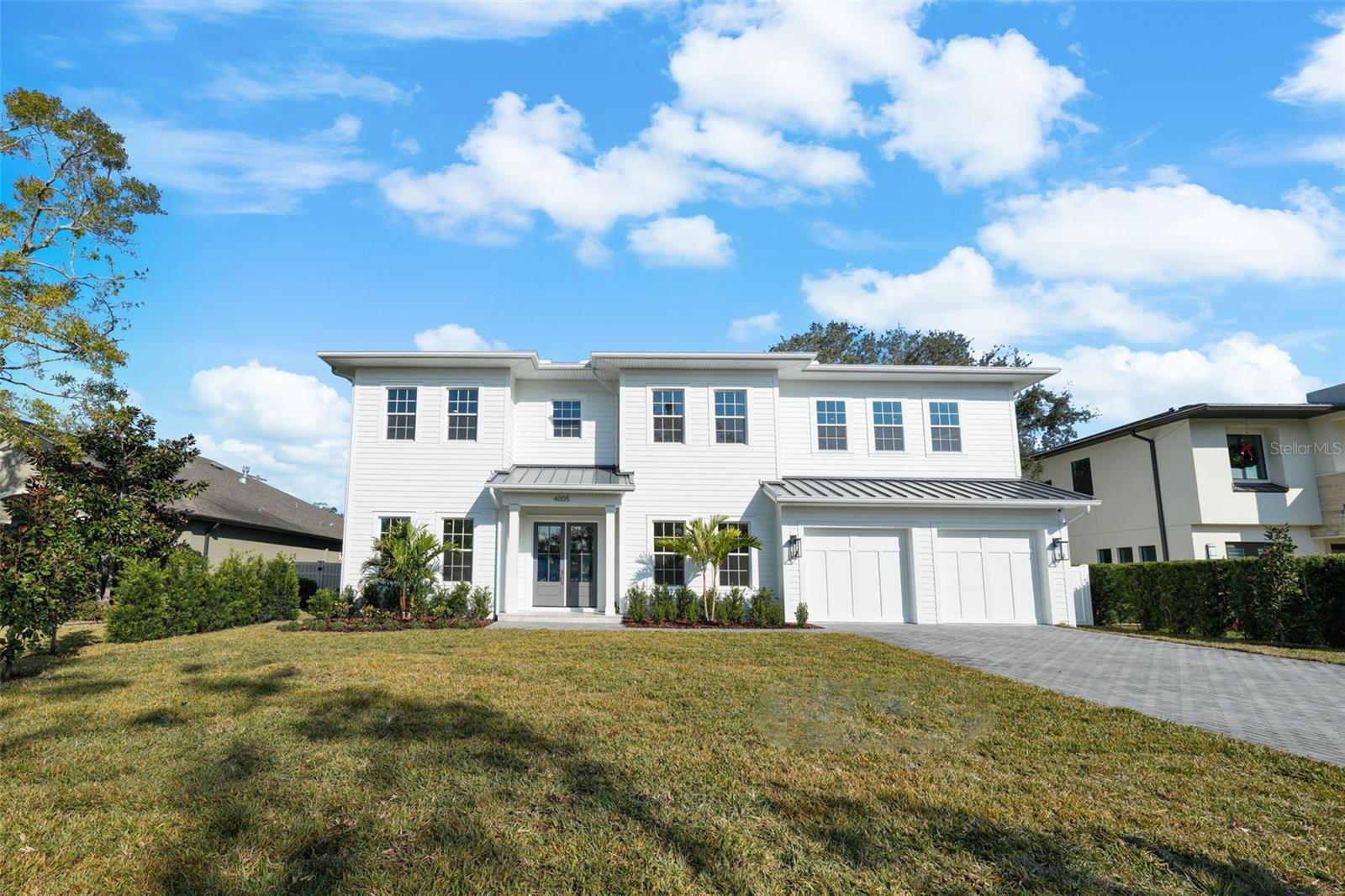 4005 W MULLEN AVE