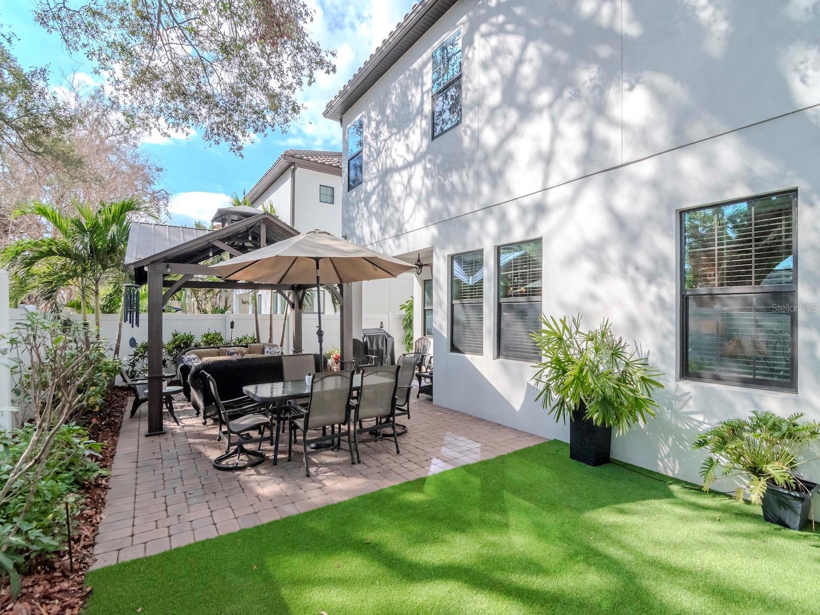 4302 W SAN PEDRO ST