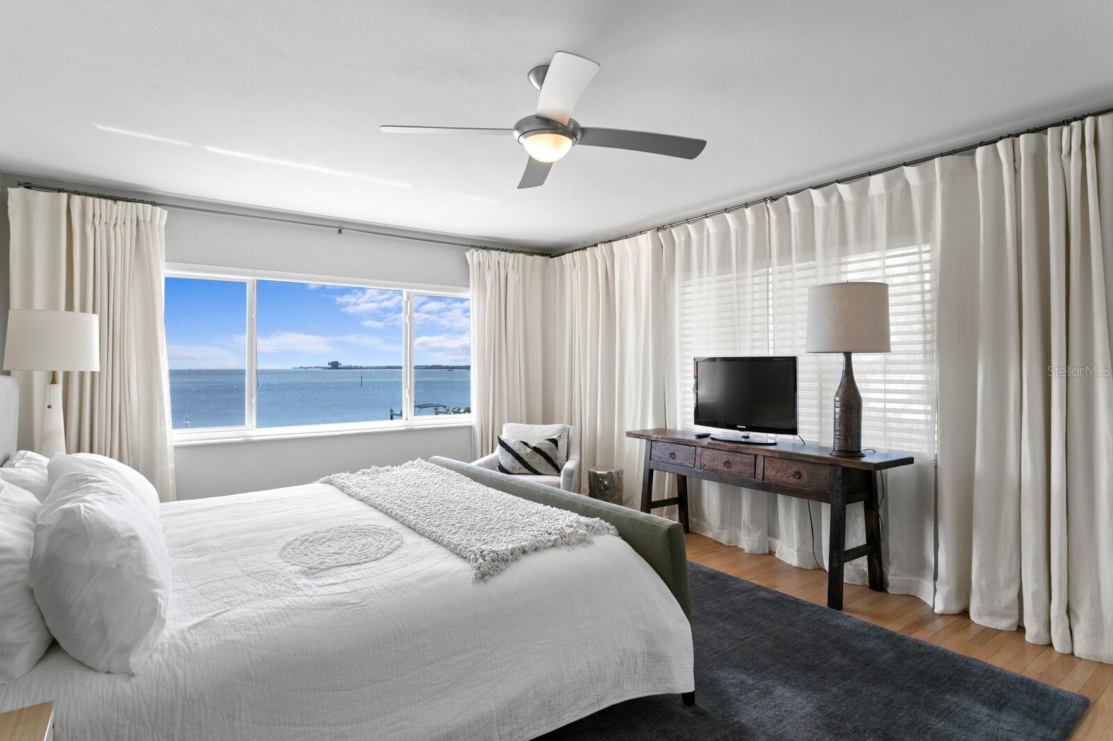 611 BRIGHTWATERS BLVD NE