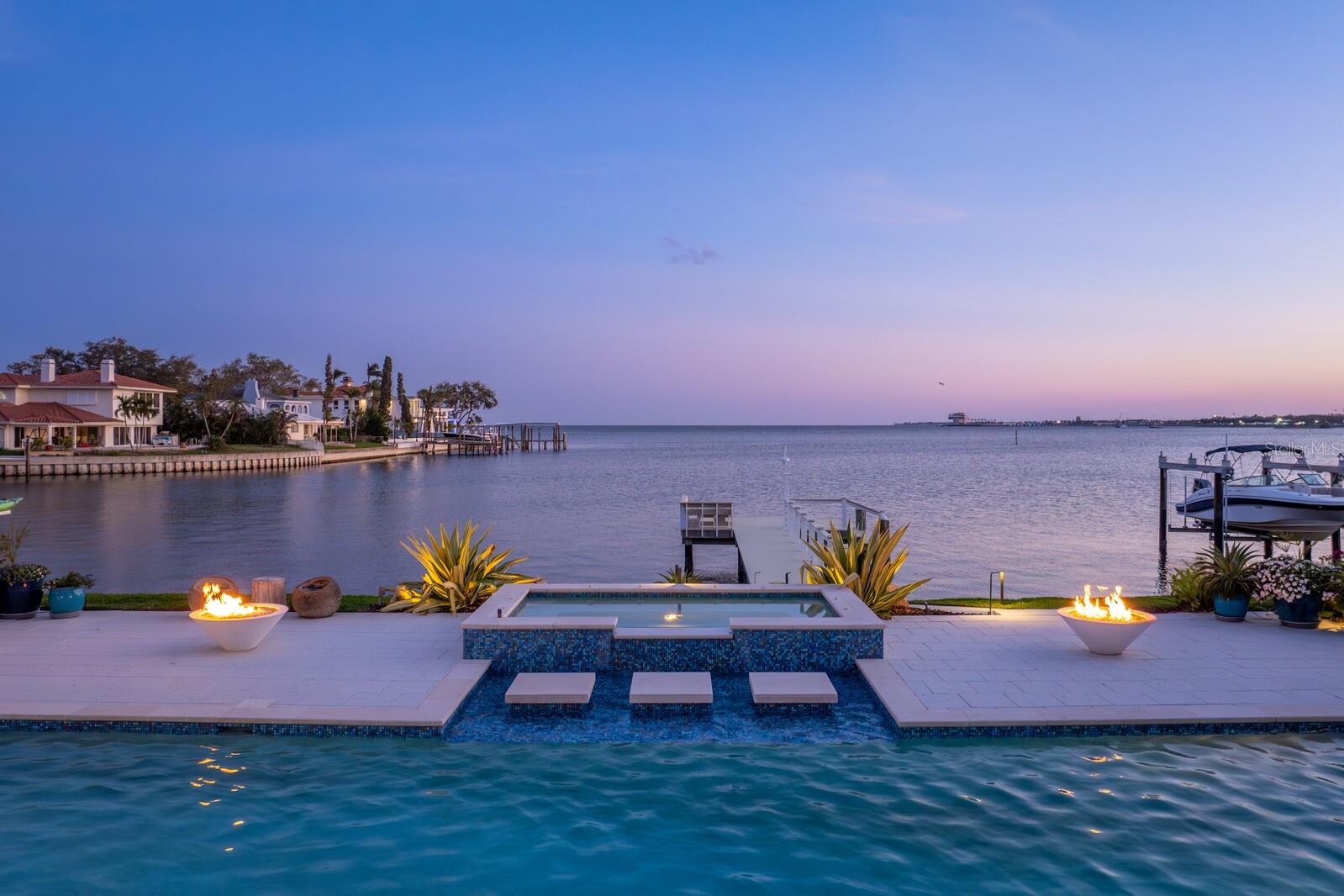 611 BRIGHTWATERS BLVD NE