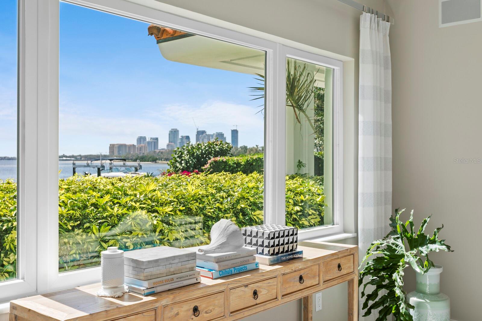 611 BRIGHTWATERS BLVD NE