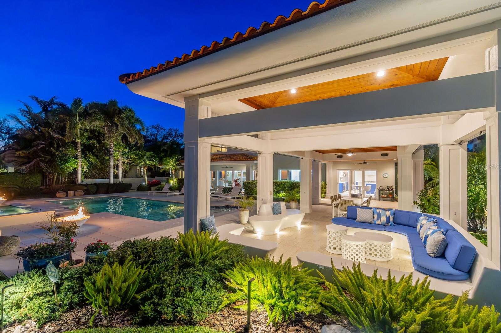 611 BRIGHTWATERS BLVD NE