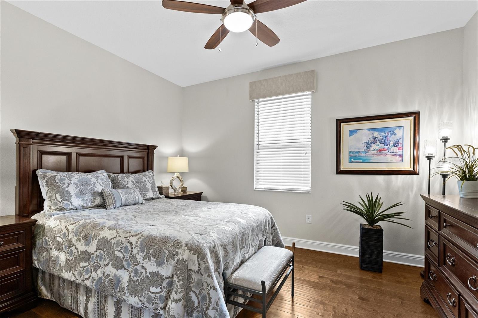 3605 E TAMPA CIR