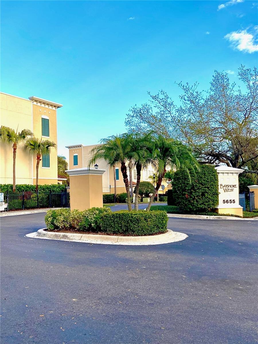 3128 BAYSHORE OAKS DR