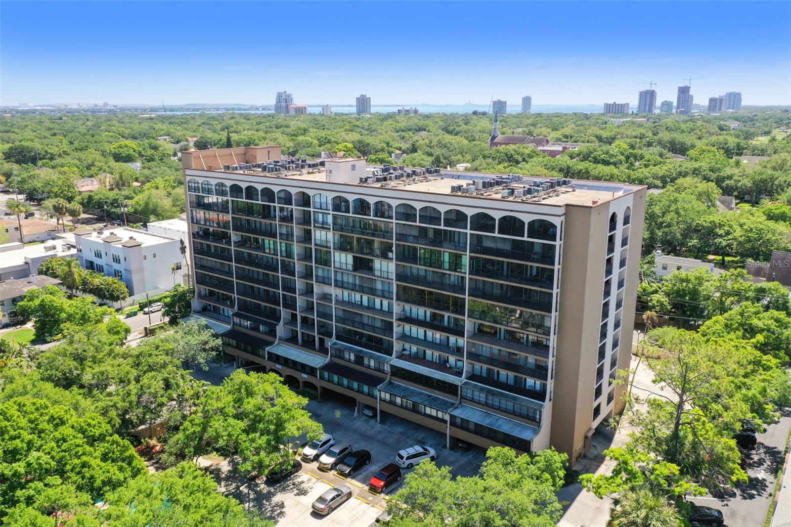 3211 W SWANN AVE #302