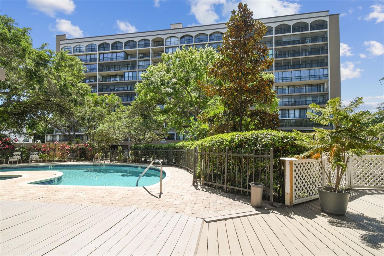 3211 W SWANN AVE #302