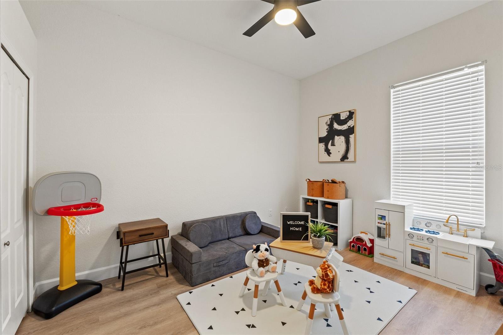 9214 HIDDEN WATER CIR