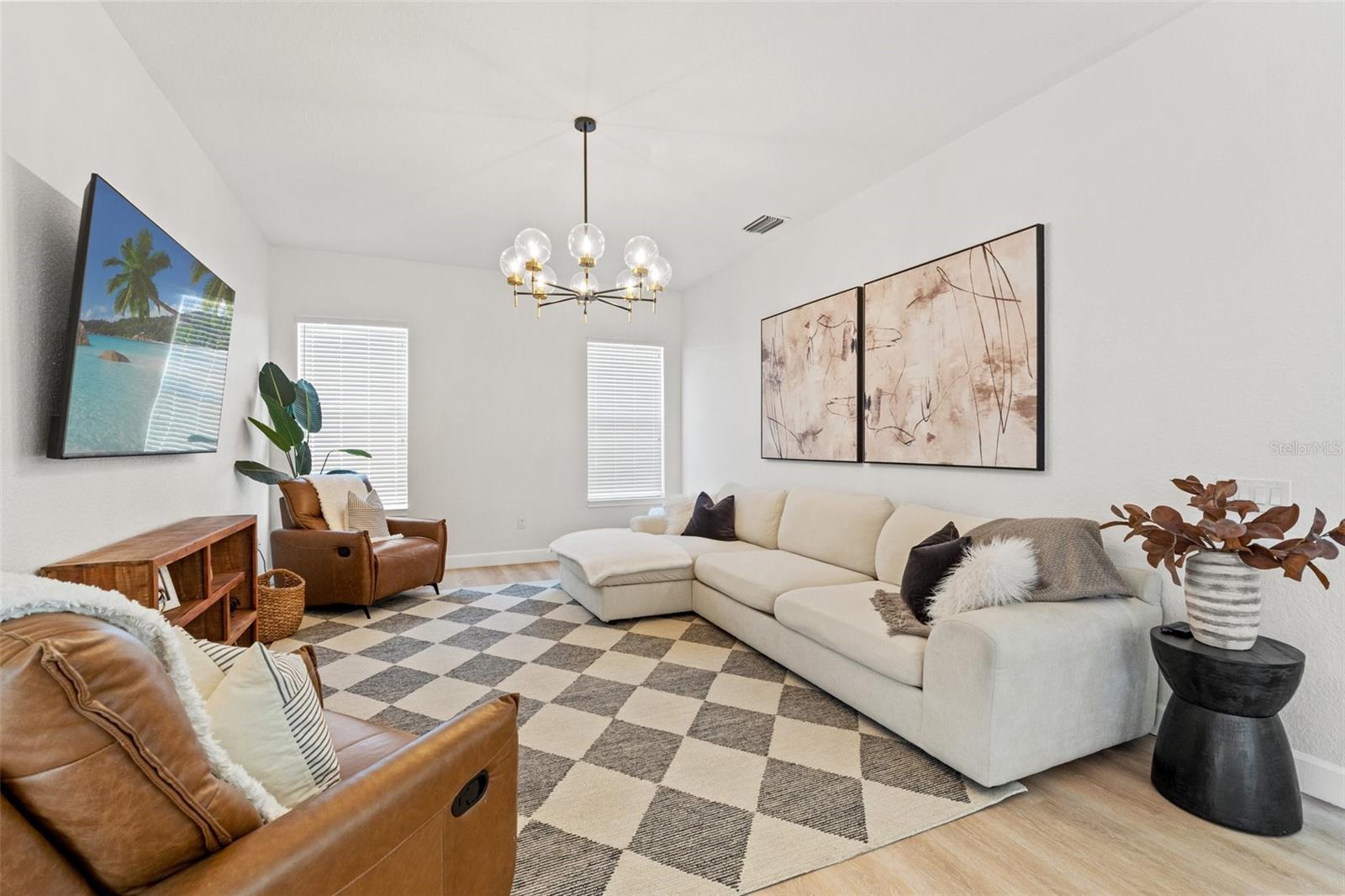 9214 HIDDEN WATER CIR