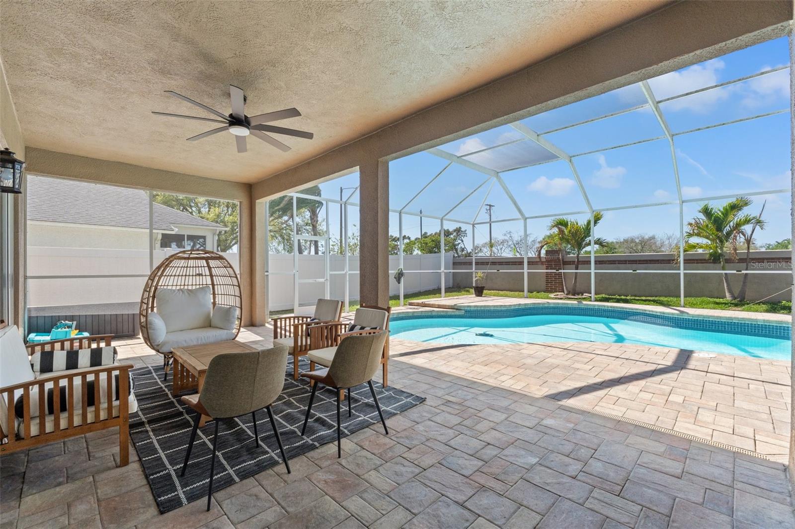 9214 HIDDEN WATER CIR