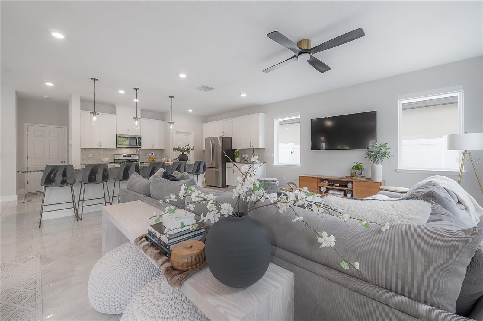11633 SWEET TANGERINE LN