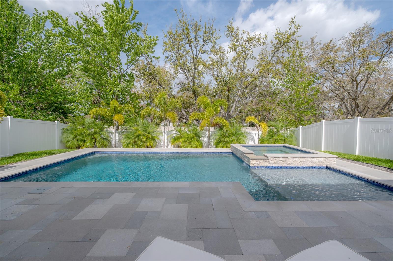 11633 SWEET TANGERINE LN