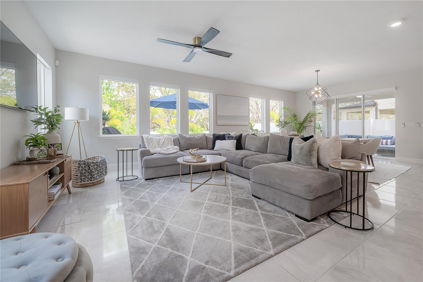 11633 SWEET TANGERINE LN