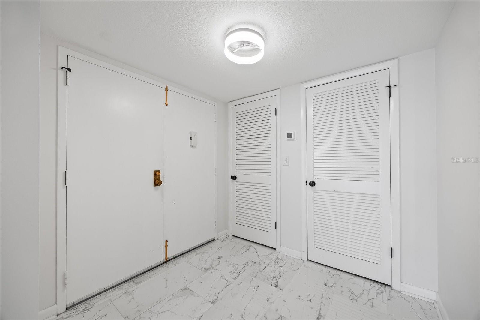 2611 BAYSHORE BLVD #207