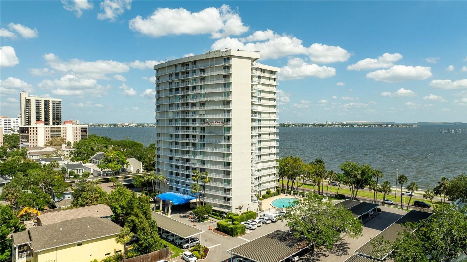 2611 BAYSHORE BLVD #207
