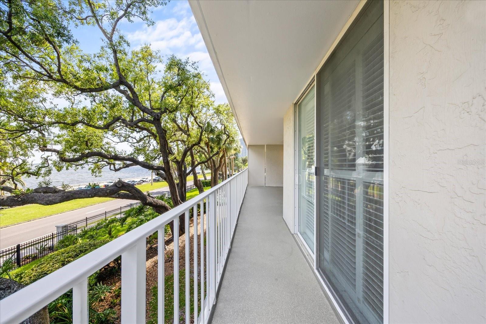 2611 BAYSHORE BLVD #207