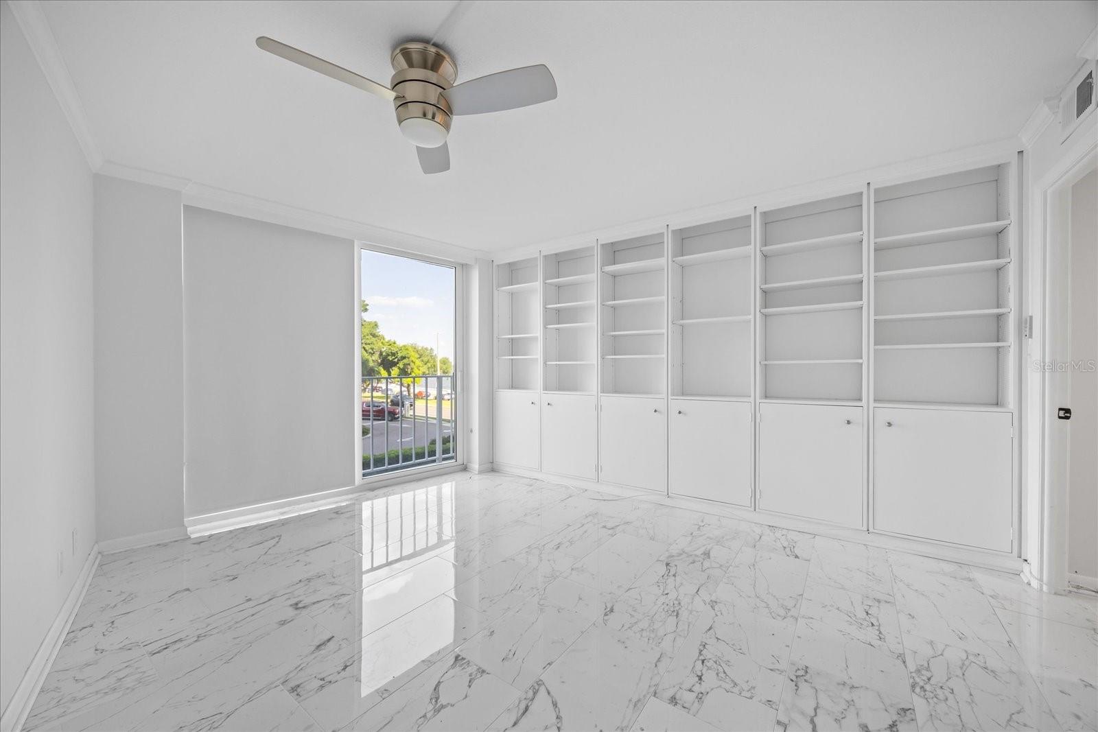 2611 BAYSHORE BLVD #207