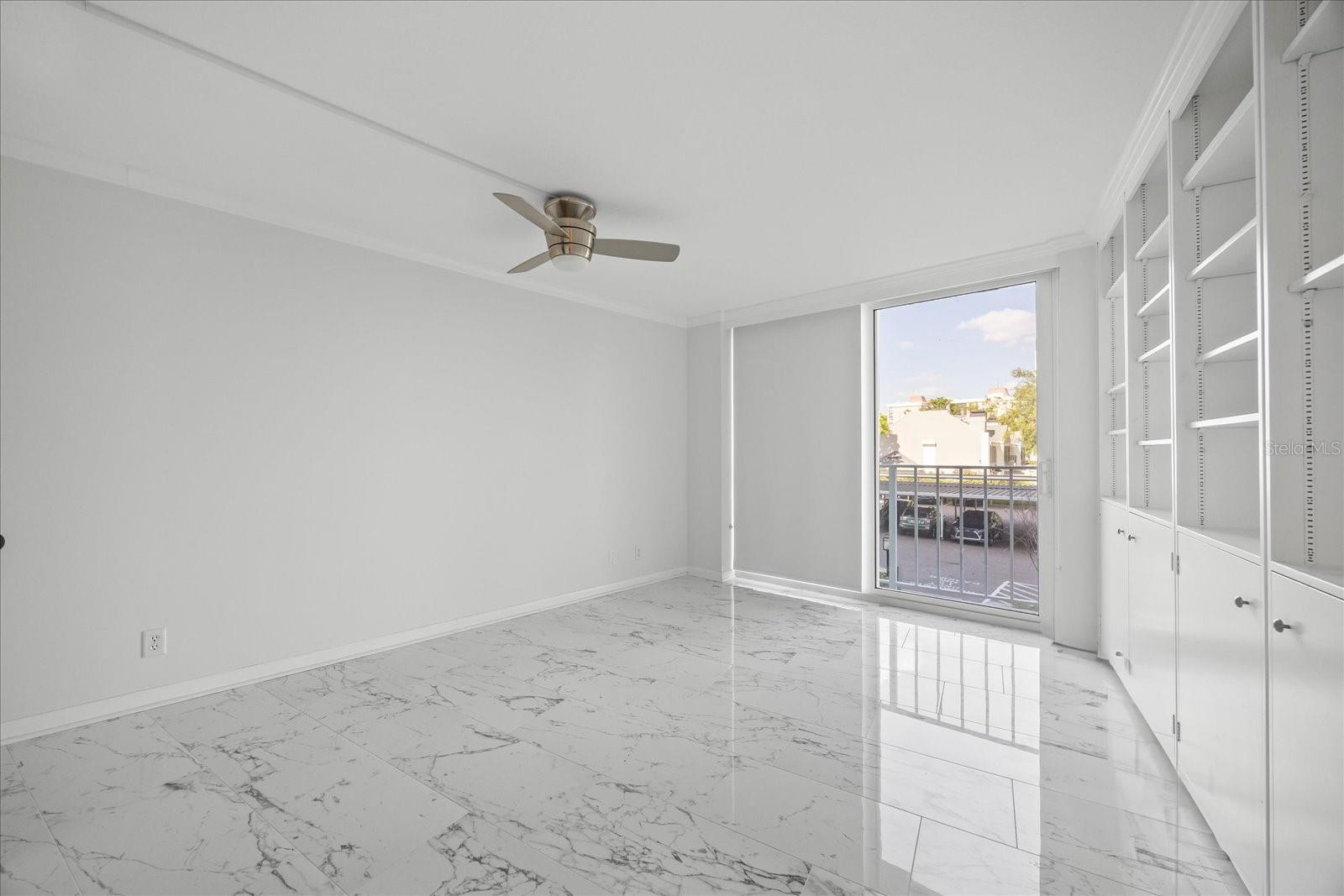 2611 BAYSHORE BLVD #207