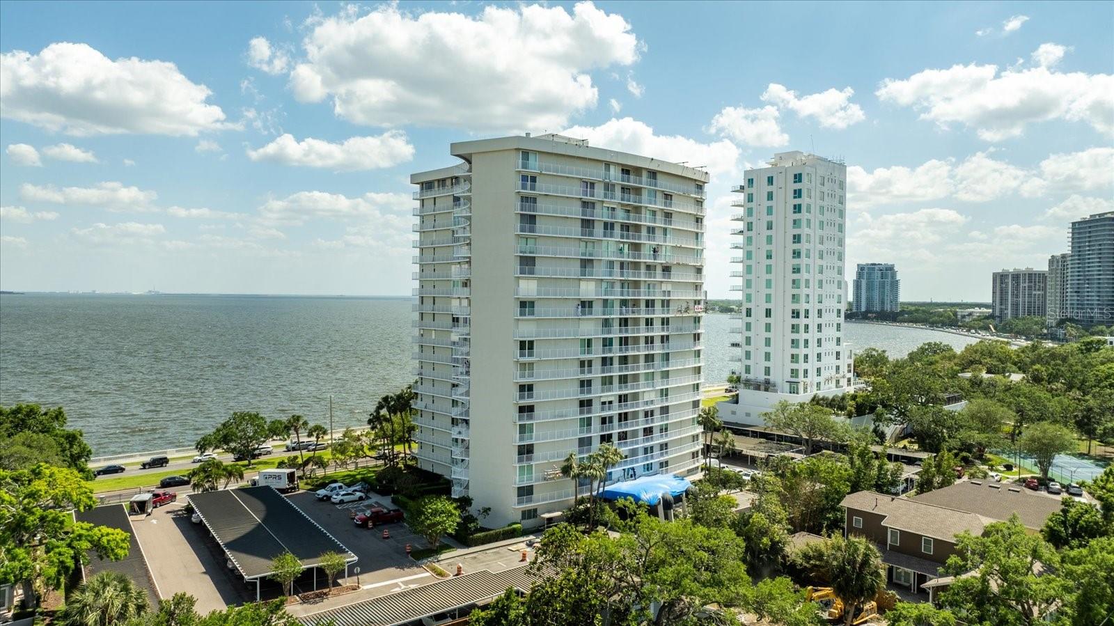 2611 BAYSHORE BLVD #207