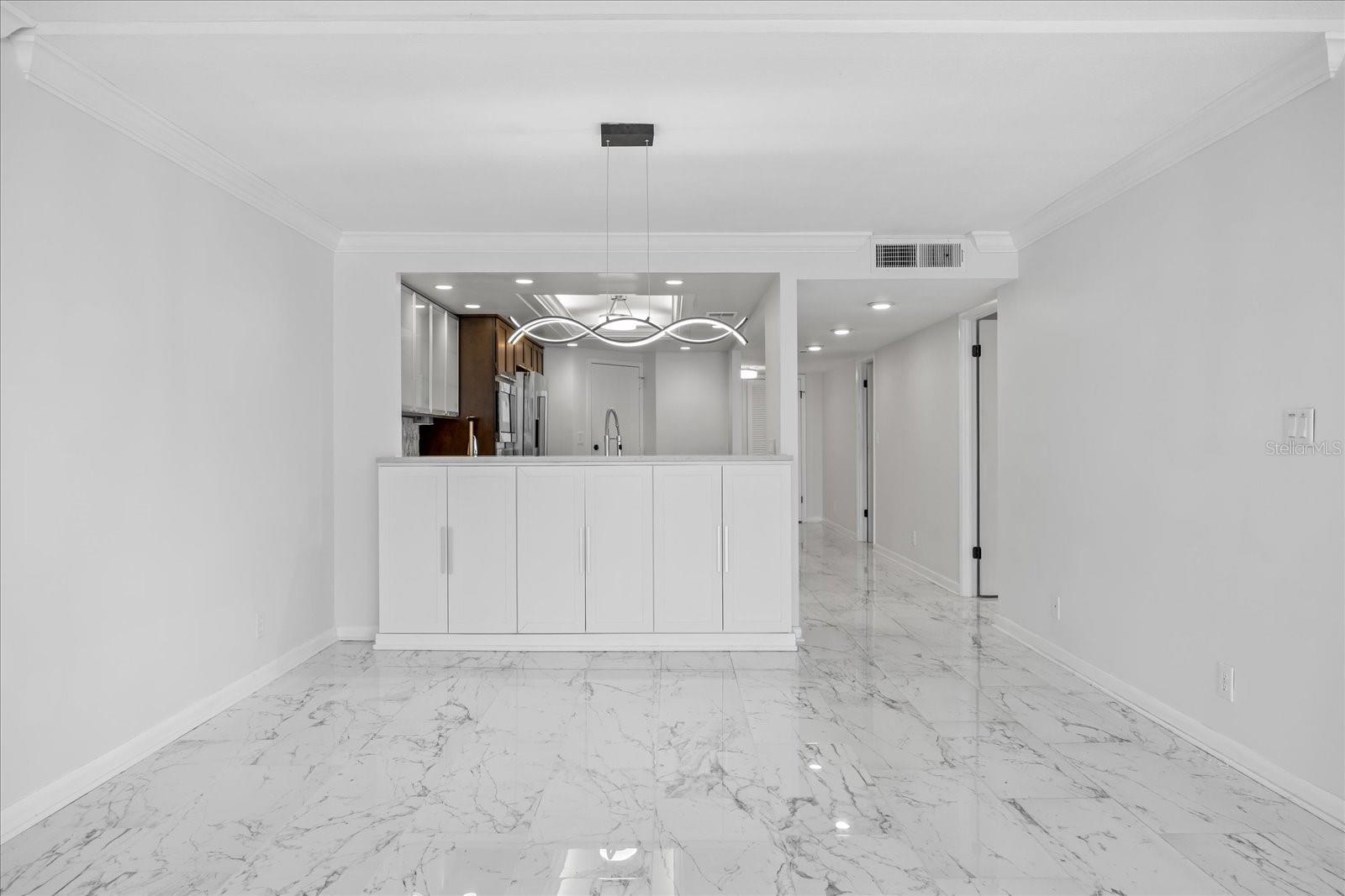 2611 BAYSHORE BLVD #207