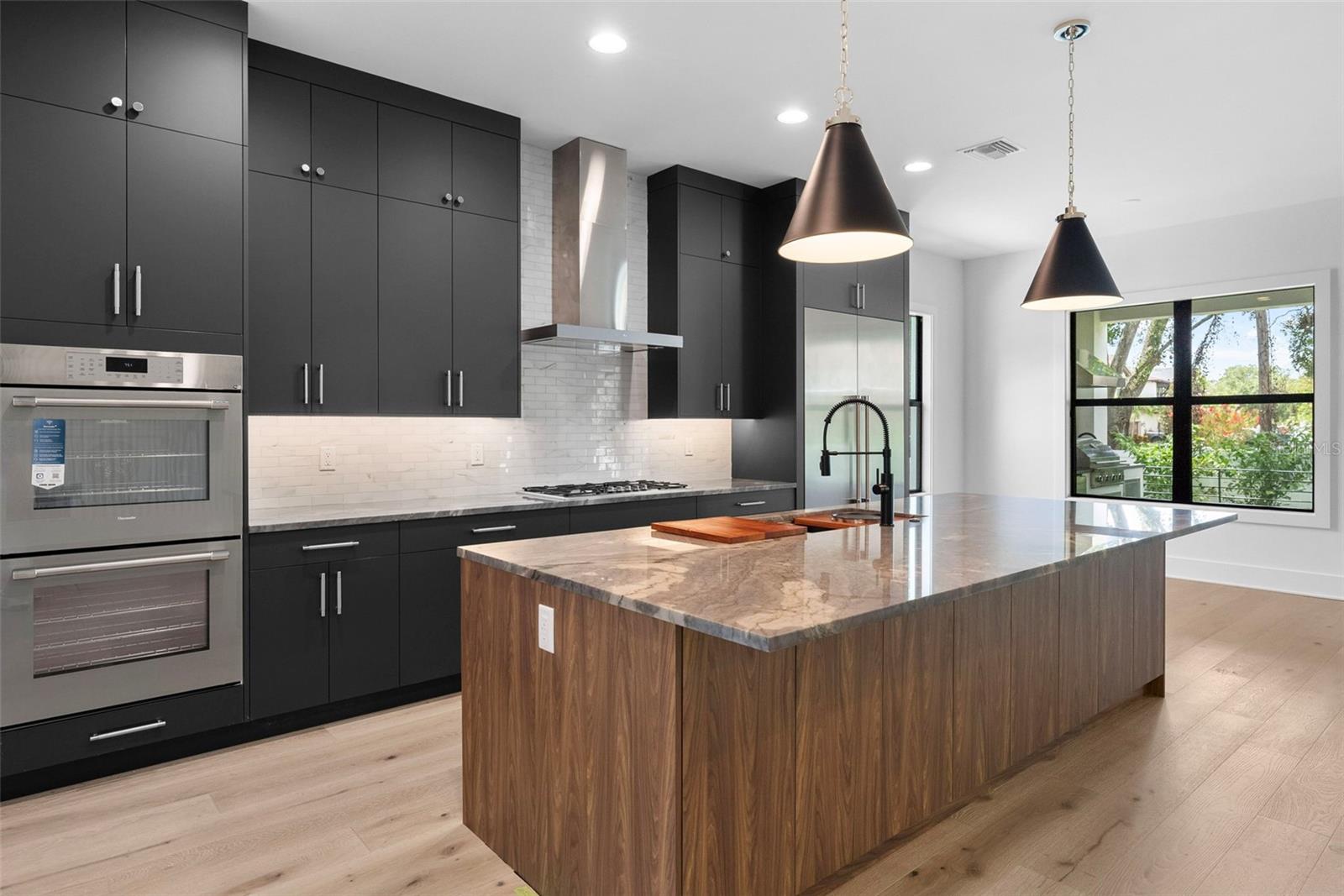 4618 W KENSINGTON AVE