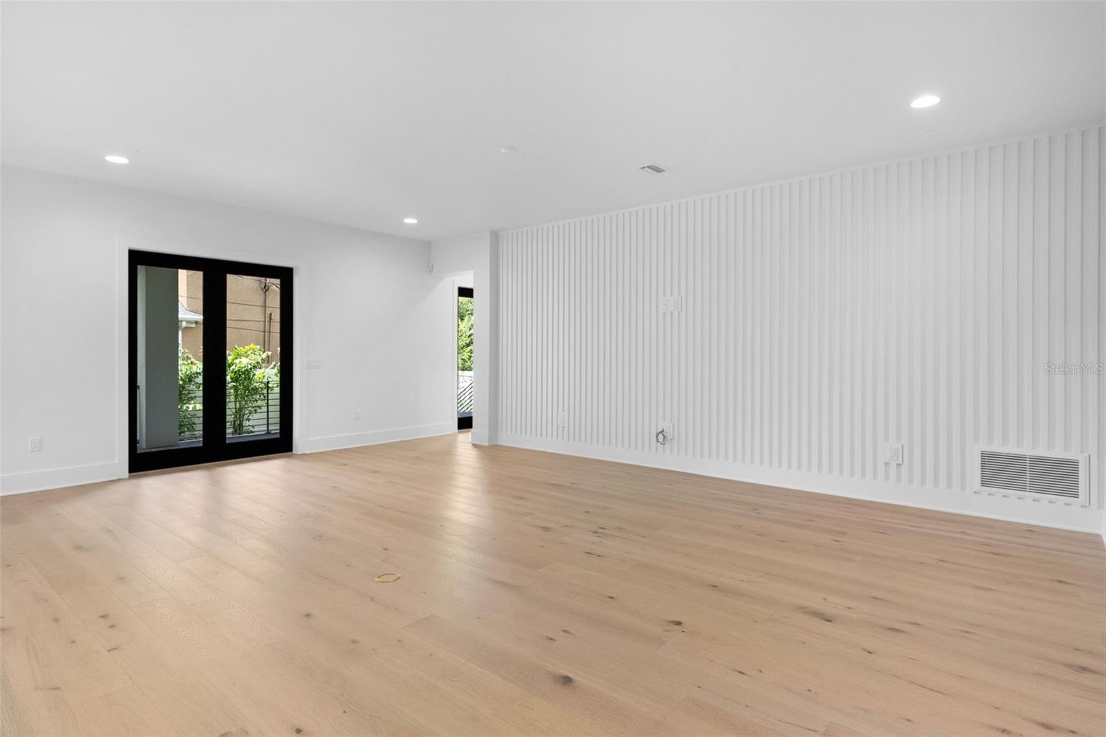 4618 W KENSINGTON AVE