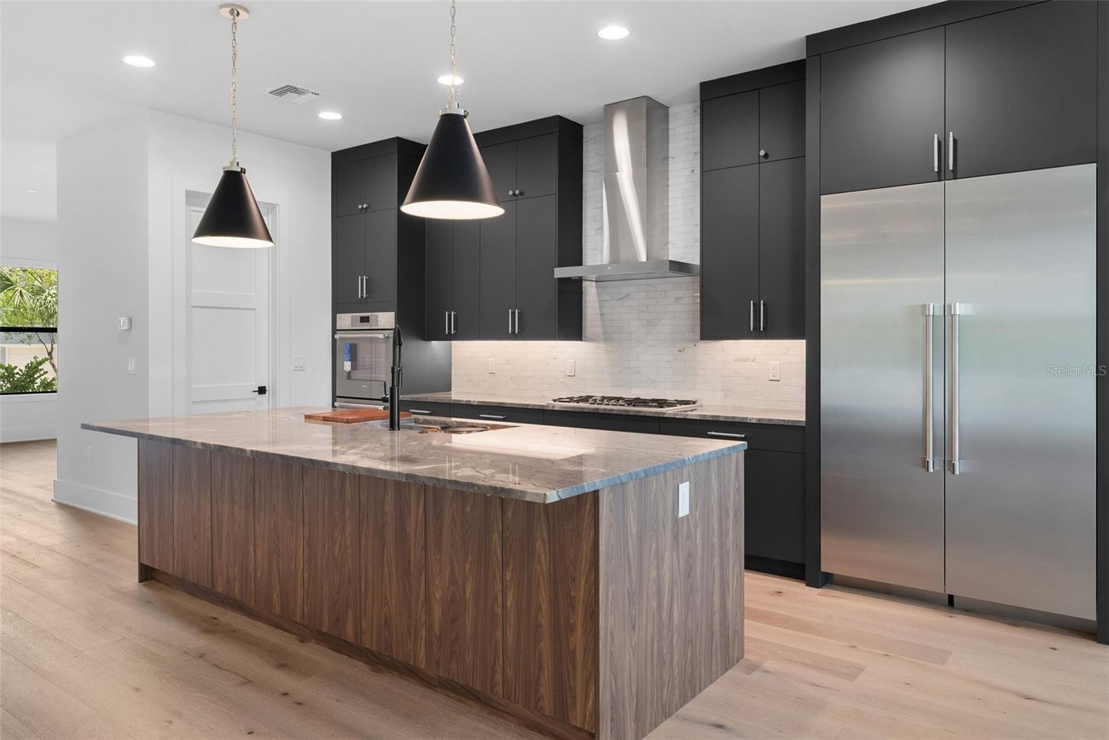 4618 W KENSINGTON AVE