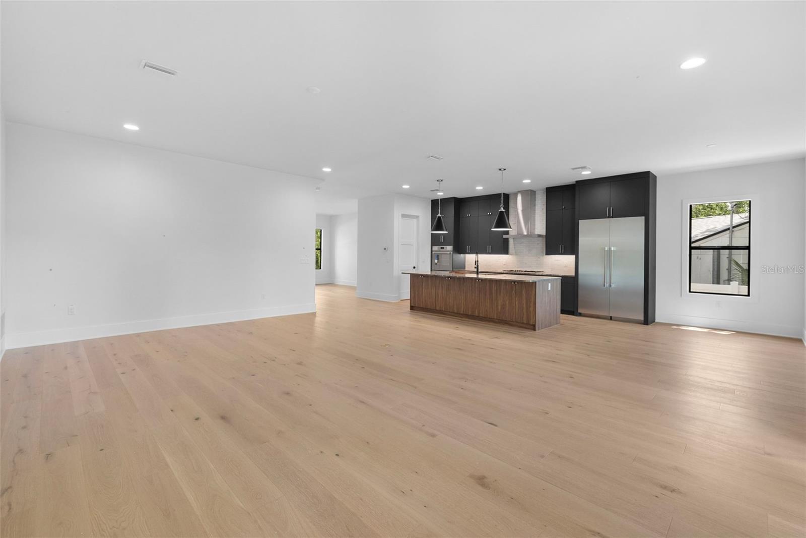 4618 W KENSINGTON AVE