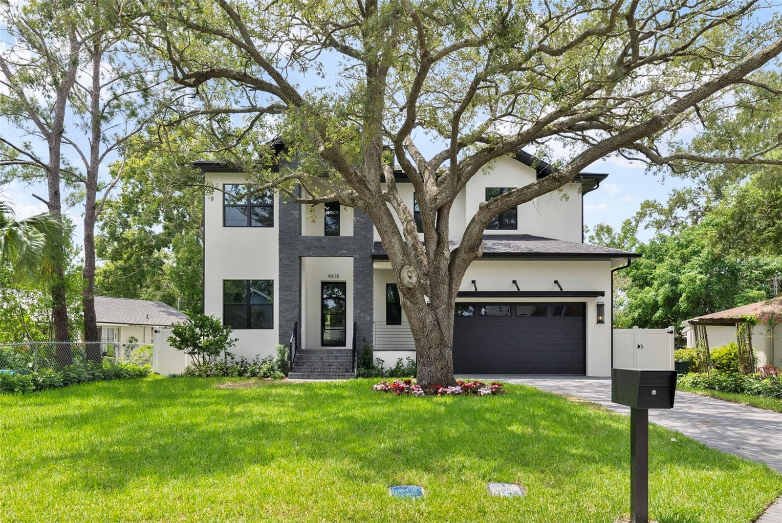 4618 W KENSINGTON AVE