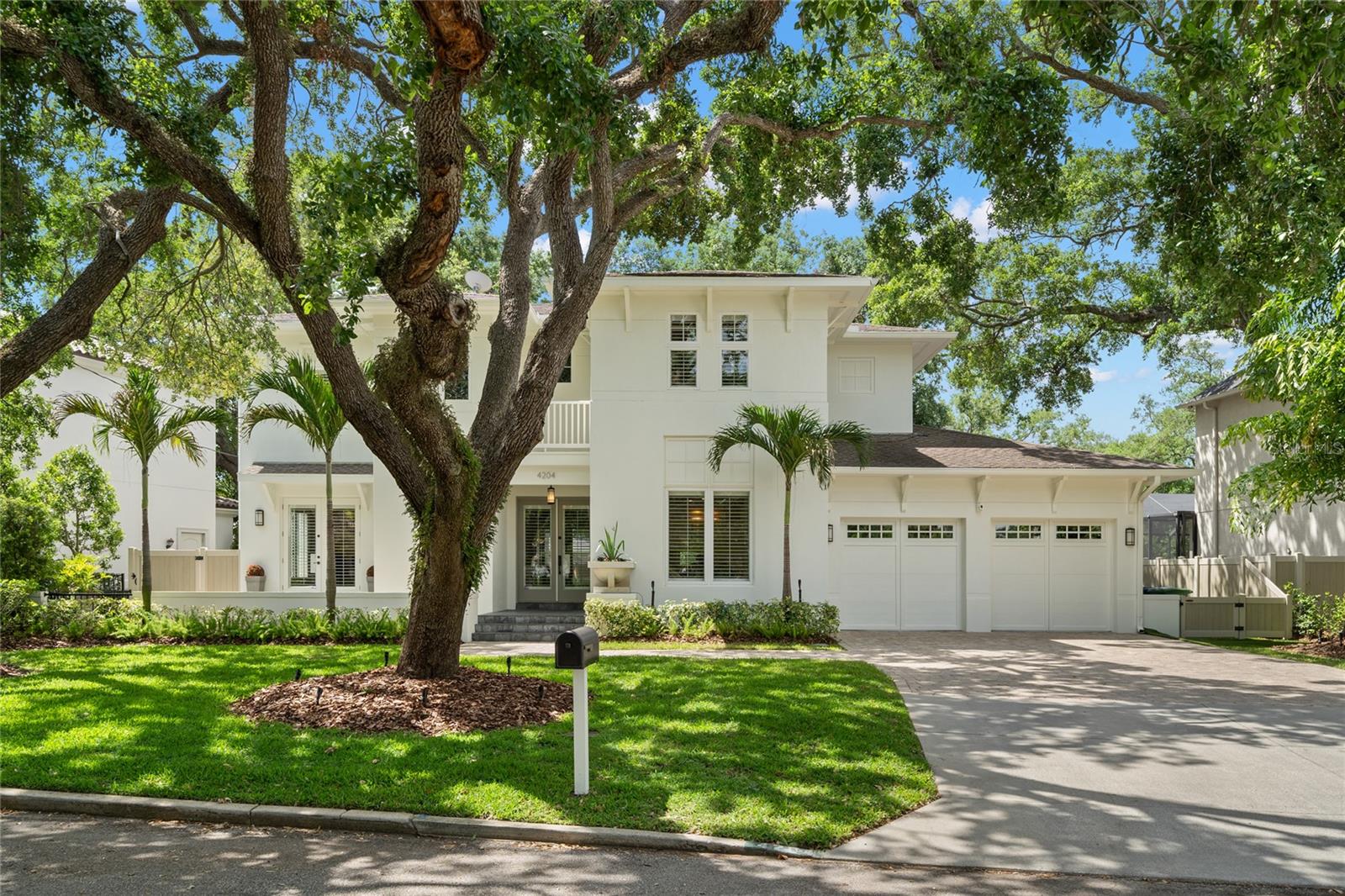 4204 W BEACHWAY DR