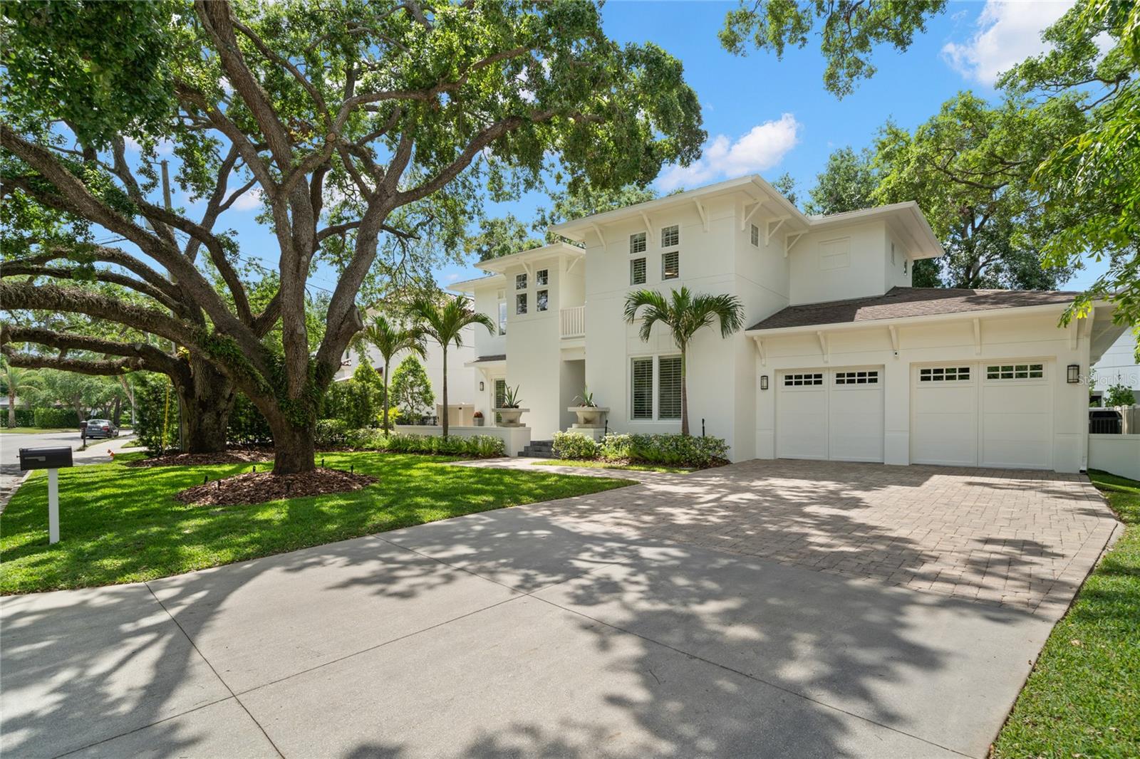 4204 W BEACHWAY DR
